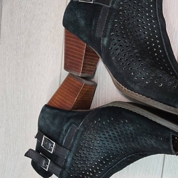 Vionic Women Chryssa Ankle Leather Heels Open Toe shoes sz 8 - Picture 13 of 16